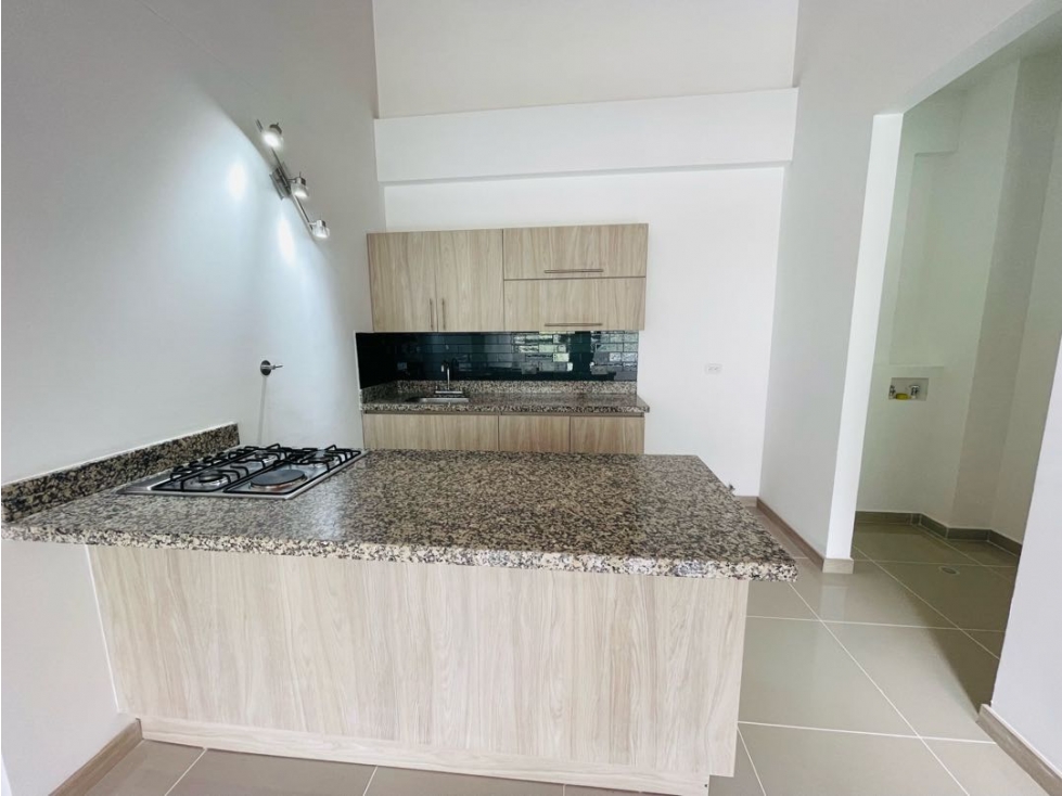 Se vende o se alquila apto en el retiro Antioquía. Unidad cerrada — foto 3