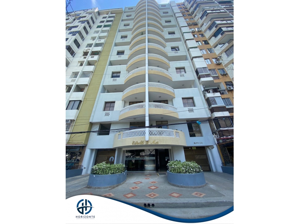 SE VENDE APARTAMENTO EN EL RODADERO A 50 METROS DE LA PLAYA