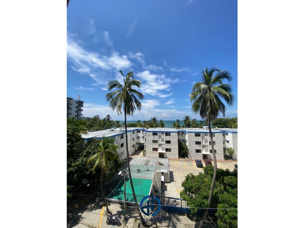 SE VENDE APARTAMENTO EN EL RODADERO A 50 METROS DE LA PLAYA — foto 3
