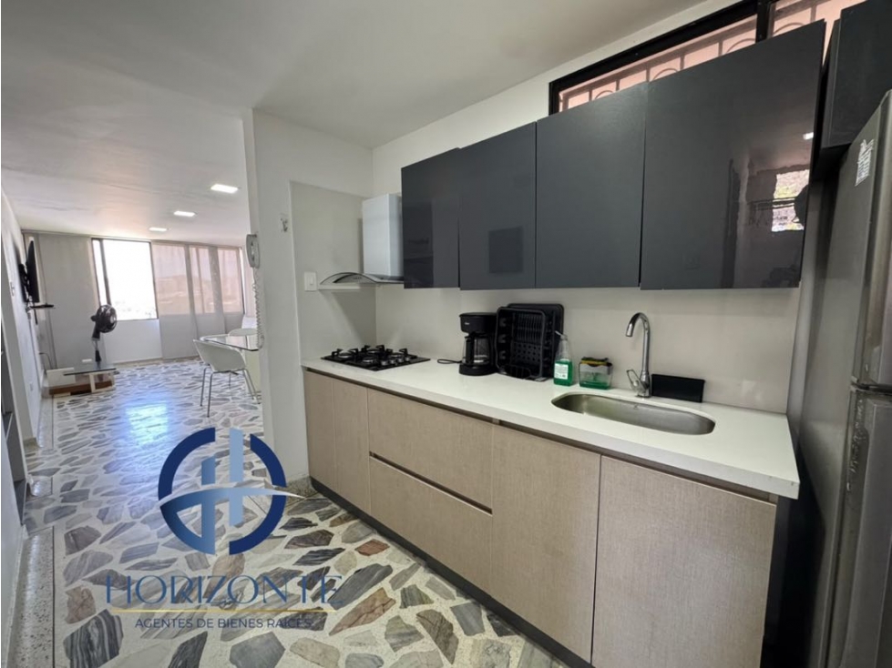 SE VENDE APARTAMENTO AMOBLADO EN EL RODADERO EDIFICIO MAR AZUL — foto 3
