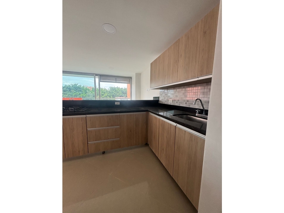 Se vende apartamento en el velódromo. Cerca al estadio — foto 3