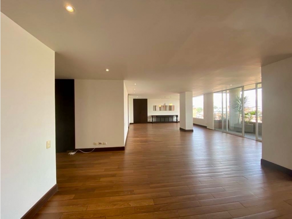 SE VENDE APARTAMENTO EN EL VIRREY 290 mts + terrazas y balcones — foto 3