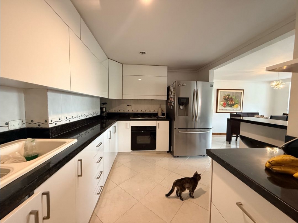 SE VENDE APARTAMENTO EN ENVIGADO LOMA DE LAS BRUJAS PARTE BAJA — foto 3