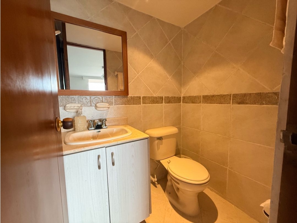 SE VENDE APARTAMENTO EN ENVIGADO LOMA DE LAS BRUJAS PARTE BAJA — foto 5