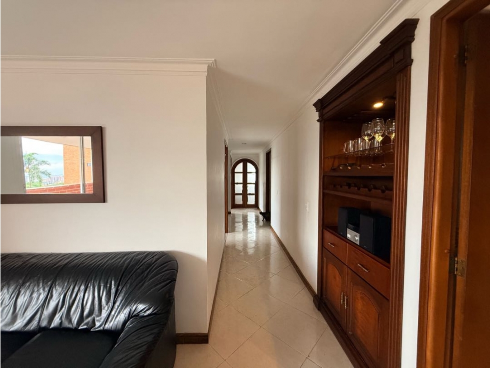 SE VENDE APARTAMENTO EN ENVIGADO LOMA DE LAS BRUJAS PARTE BAJA — foto 6