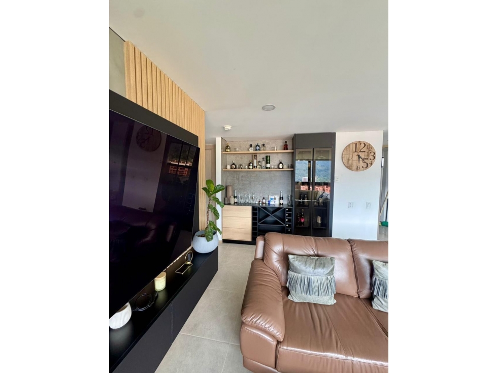 SE VENDE APARTAMENTO EN ENVIGADO SECTOR LAS BRUJAS — foto 2