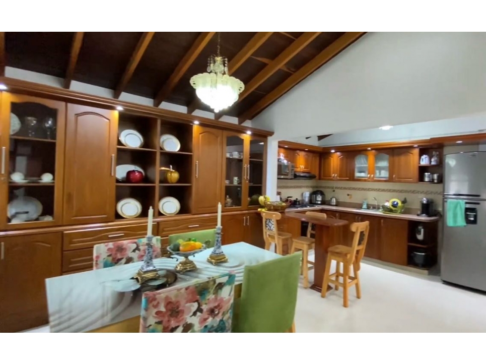 SE VENDE APARTAMENTO EN ENVIGADO SECTOR BARRIO MESA PISO 3 — foto 2