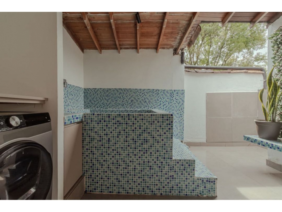 SE VENDE APARTAMENTO EN ENVIGADO SECTOR TRIANON — foto 3