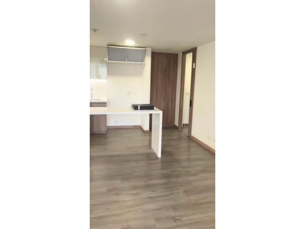 SE VENDE APARTAMENTO EN ENVIGADO EXCELENTE UBICACIÓN — foto 6