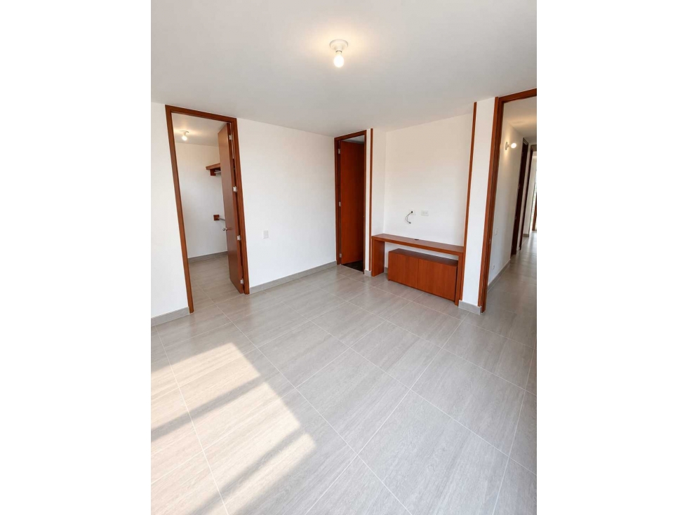 SE VENDE APARTAMENTO EN GRAN GRANADA, ENGATIVA, BOGOTA — foto 6
