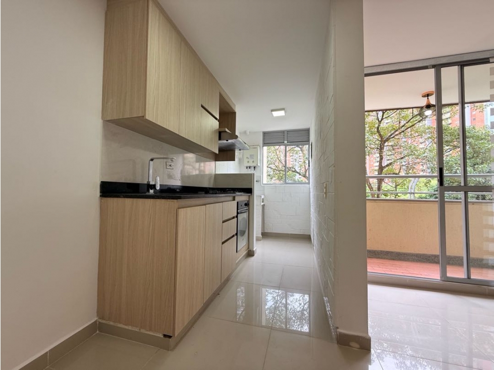 SE VENDE APARTAMENTO EN ITAGÜÍ SECTOR DITAIRES CON PARQUEADERO