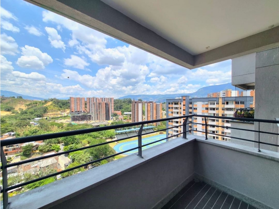 SE VENDE APARTAMENTO EN ITAGUI SECTOR LAS CHIMENEAS- VIVIENDAS DEL SUR — foto 3