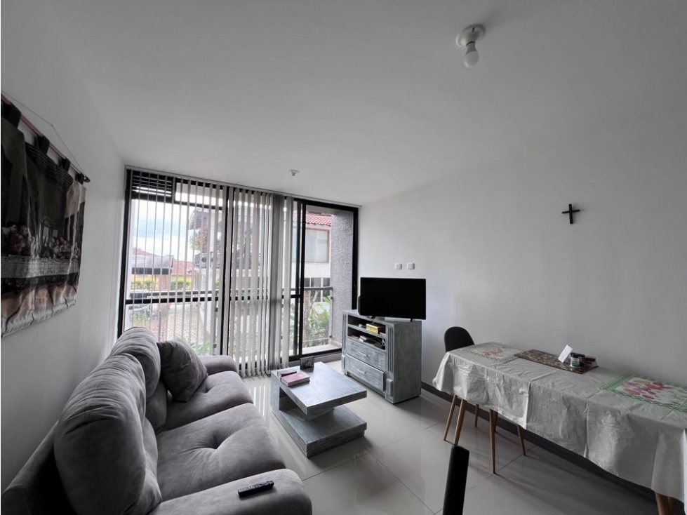 Se VENDE apartamento en la Av Centenario — foto 2