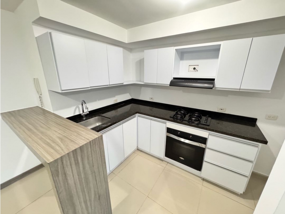 SE VENDE APARTAMENTO EN LA AVENIDA CENTENARIO — foto 2
