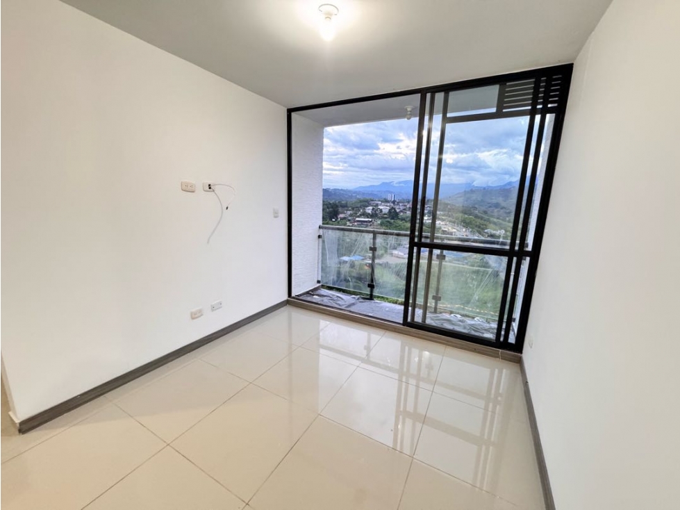 SE VENDE APARTAMENTO EN LA AVENIDA CENTENARIO — foto 3