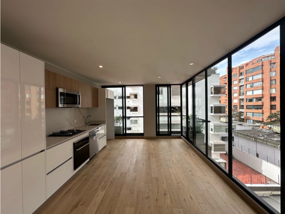 SE VENDE APARTAMENTO EN LA CABRERA 60M2 BALCONES — foto 3