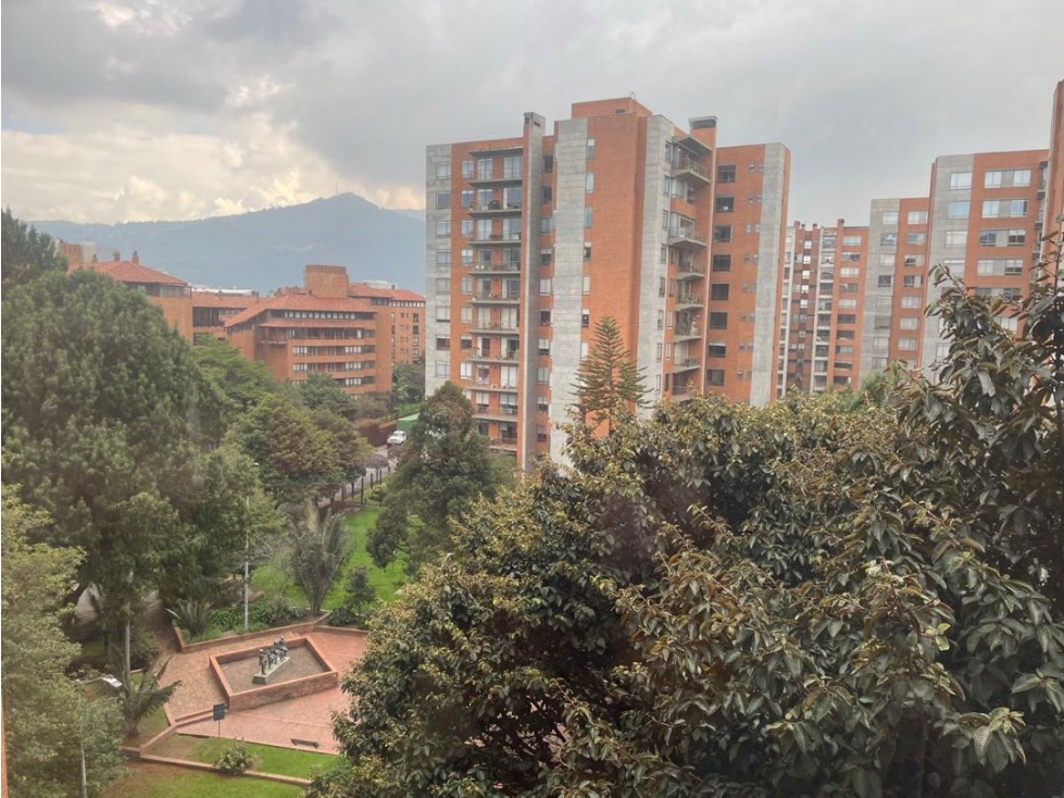 SE VENDE APARTAMENTO EN LA CAROLINA.A