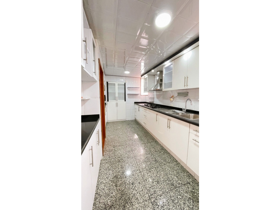 SE VENDE APARTAMENTO CON TERRAZA EN LA CAROLINA.A — foto 6