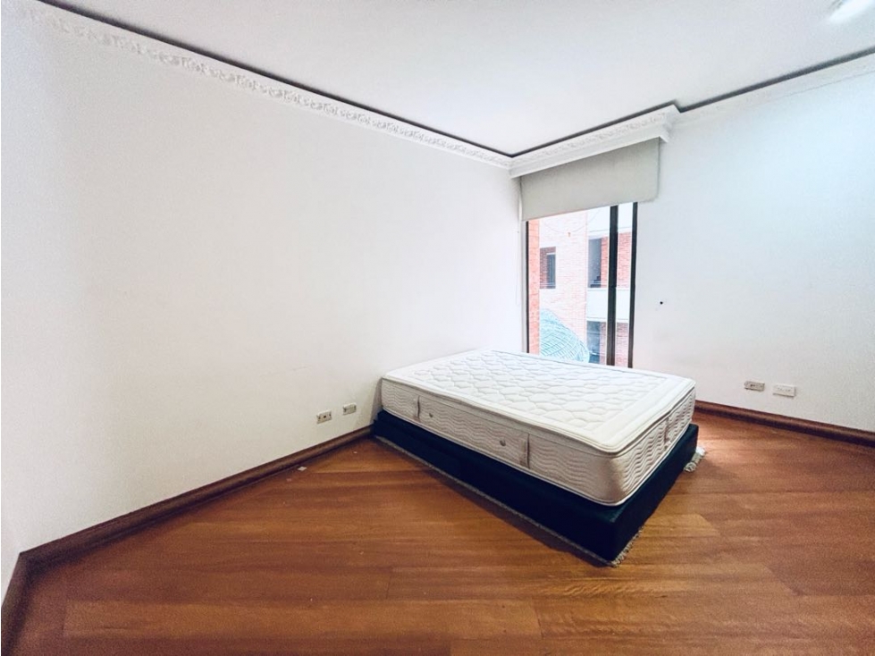 *SE VENDE APARTAMENTO EN LA CAROLINA* — foto 4