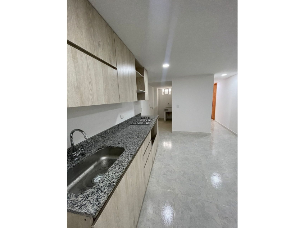 SE VENDE APARTAMENTO EN LA CEJA SE ENTREGA RENTANDO CERCA AL PARQUE 4t
