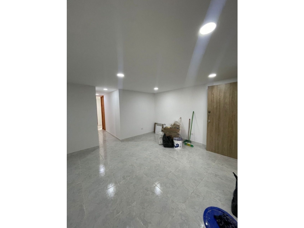 SE VENDE APARTAMENTO EN LA CEJA SE ENTREGA RENTANDO CERCA AL PARQUE 4t — foto 3