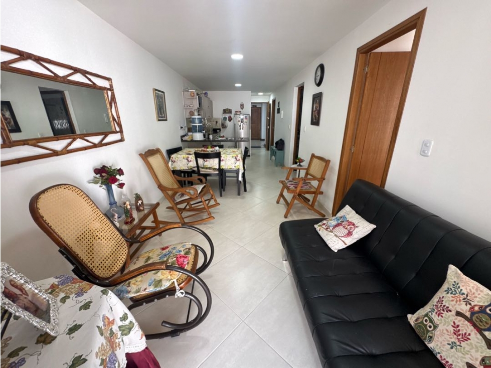 SE VENDE APARTAMENTO EN LA CEJA PRIMER PISO Y TERRAZA PARQUEADERO Y UT