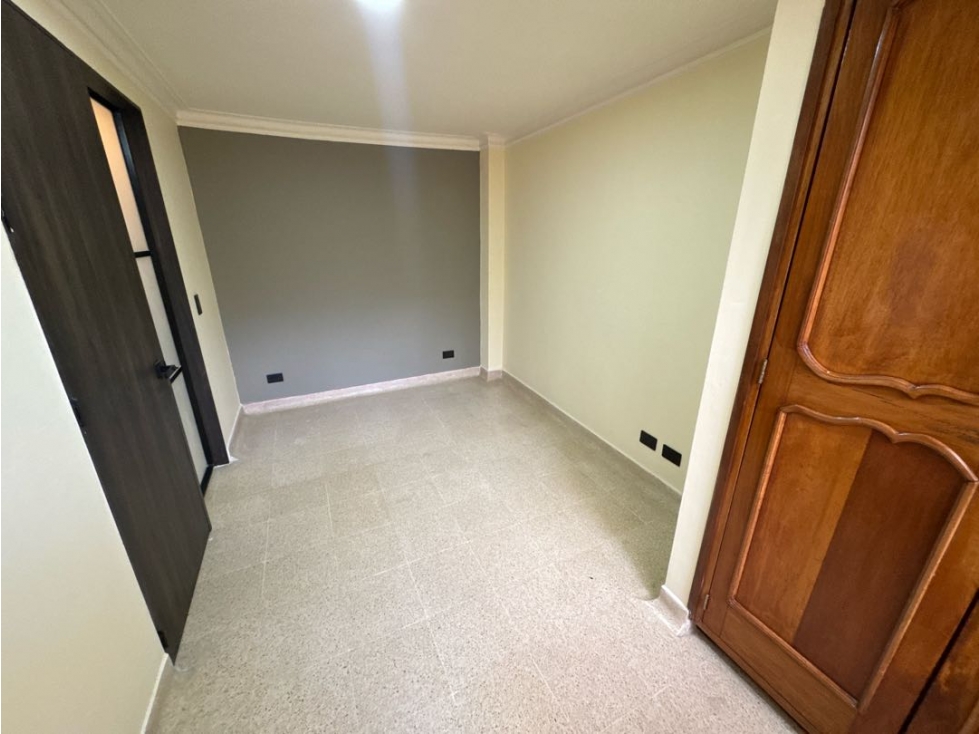 SE VENDE APARTAMENTO EN LA CEJA REMODELADO ZONA CENTRO CERCA AL PARQUE — foto 4