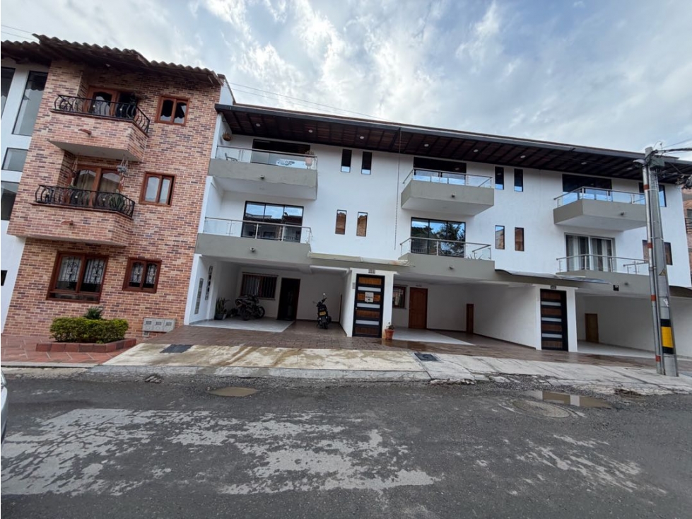 SE VENDE APARTAMENTO EN LA CEJA SECTOR POBLADO DE LA ARGENTINA 3er pis