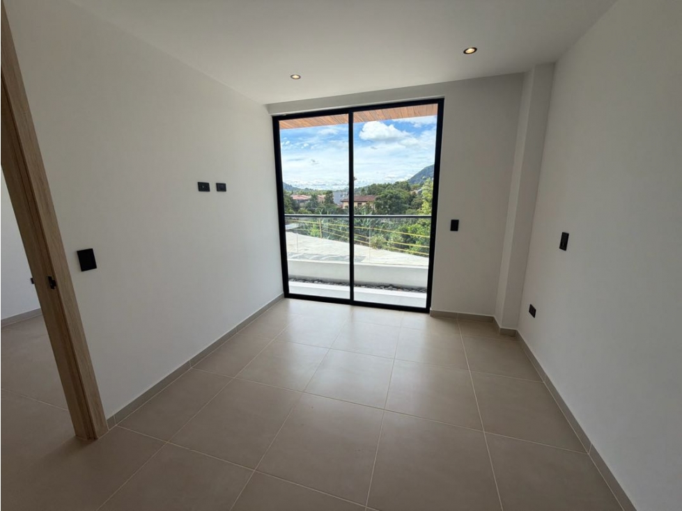 SE VENDE APARTAMENTO EN LA CEJA, PARQUEADERO Y UTIL TORRES DE MAUMI — foto 3