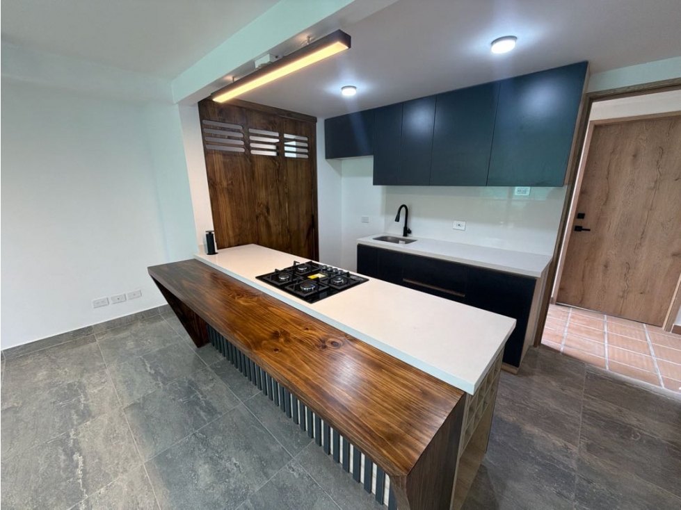 SE VENDE APARTAMENTO EN LA CEJA ALMENDRA VALLÉS 1er piso — foto 2