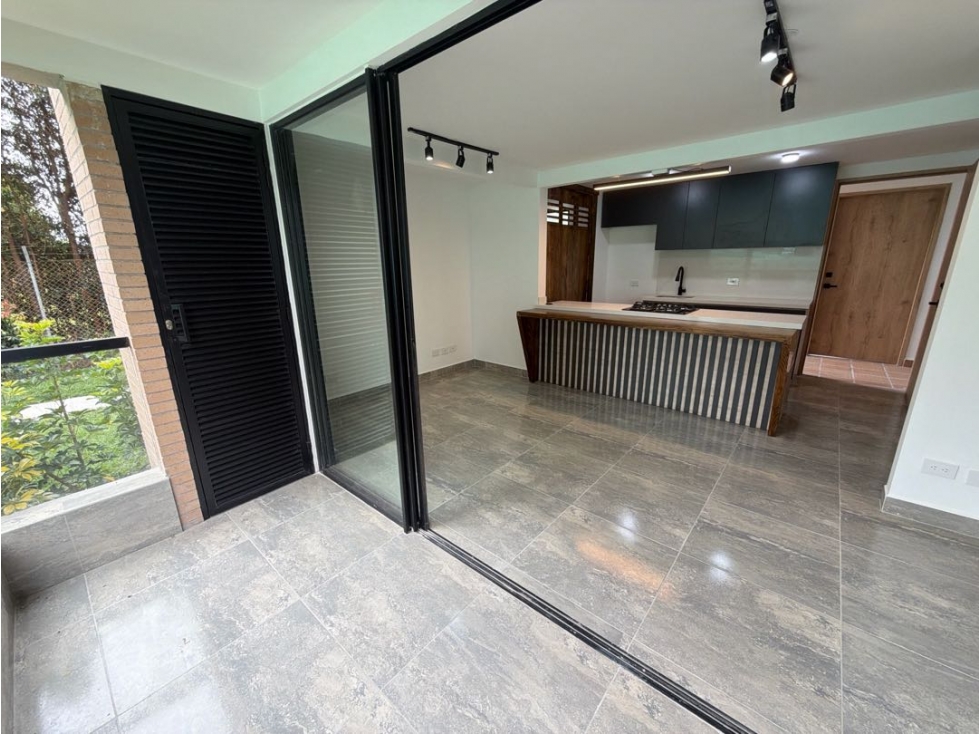 SE VENDE APARTAMENTO EN LA CEJA ALMENDRA VALLÉS 1er piso — foto 5