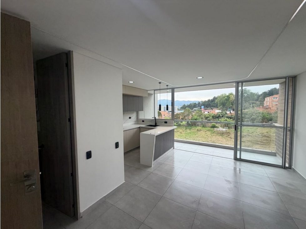 SE VENDE APARTAMENTO EN LA CEJA CON 2 PARQUEADEROS UNIDAD LORIENT — foto 2