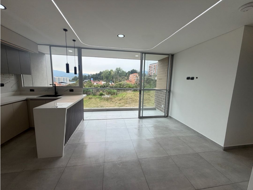 SE VENDE APARTAMENTO EN LA CEJA CON 2 PARQUEADEROS UNIDAD LORIENT — foto 3