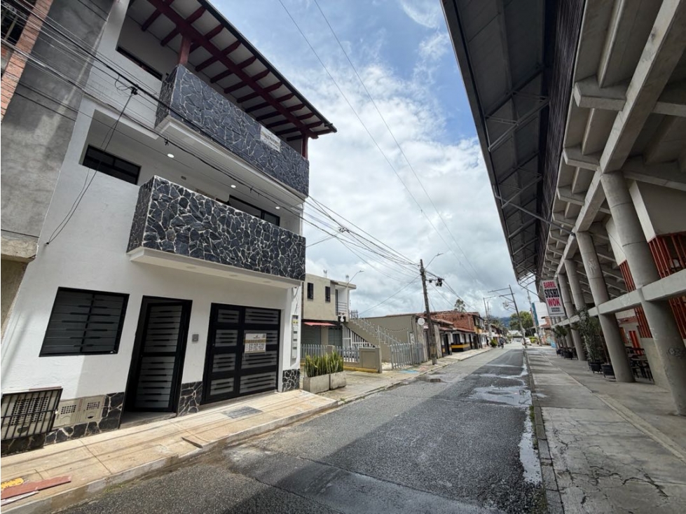 SE VENDE APARTAMENTO EN LA CEJA SECTOR SAN CAYETANO 2DO PISO 3 habitac