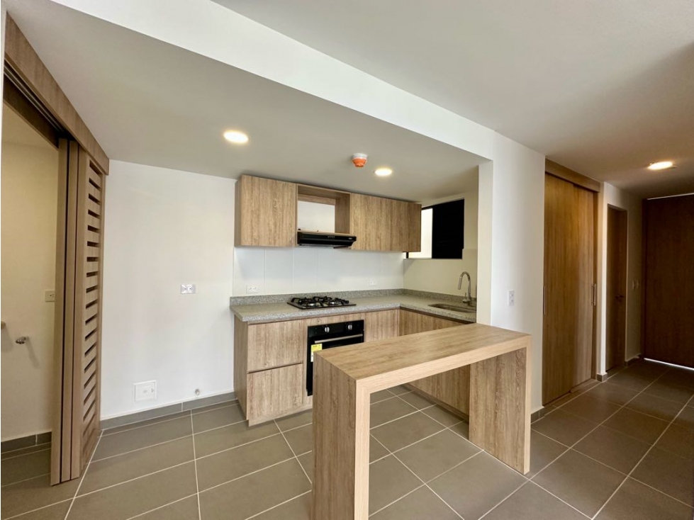 SE VENDE APARTAMENTO EN LA CENTENARIO CERCA AL CENTRO MEDICO ARMENIA — foto 2