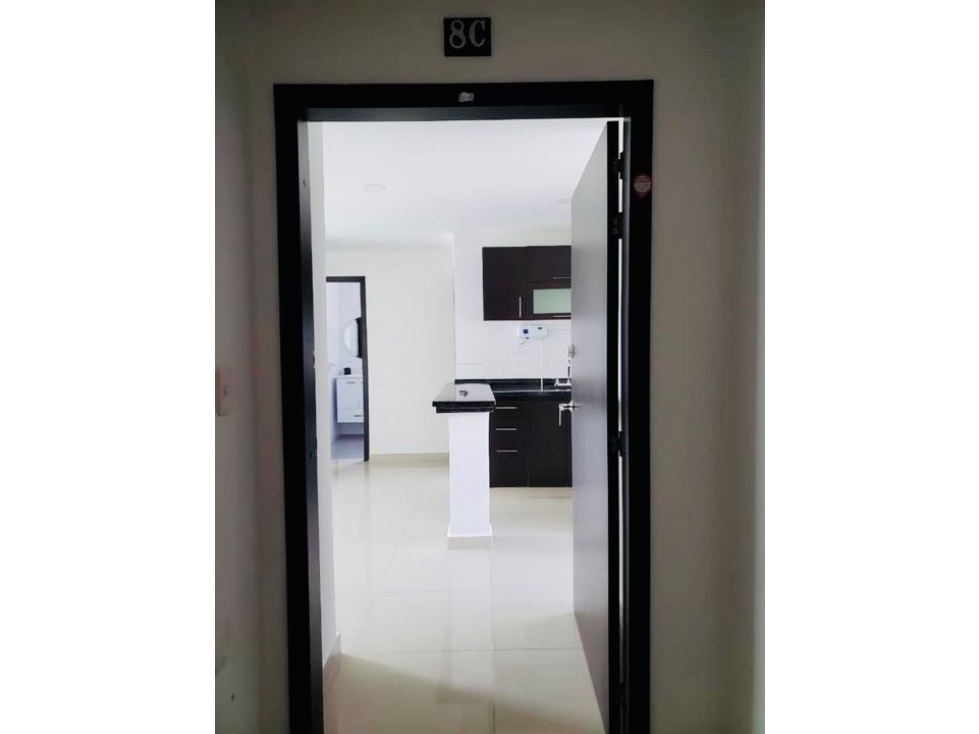 SE VENDE APARTAMENTO EN LA CONCEPCIÓN — foto 4