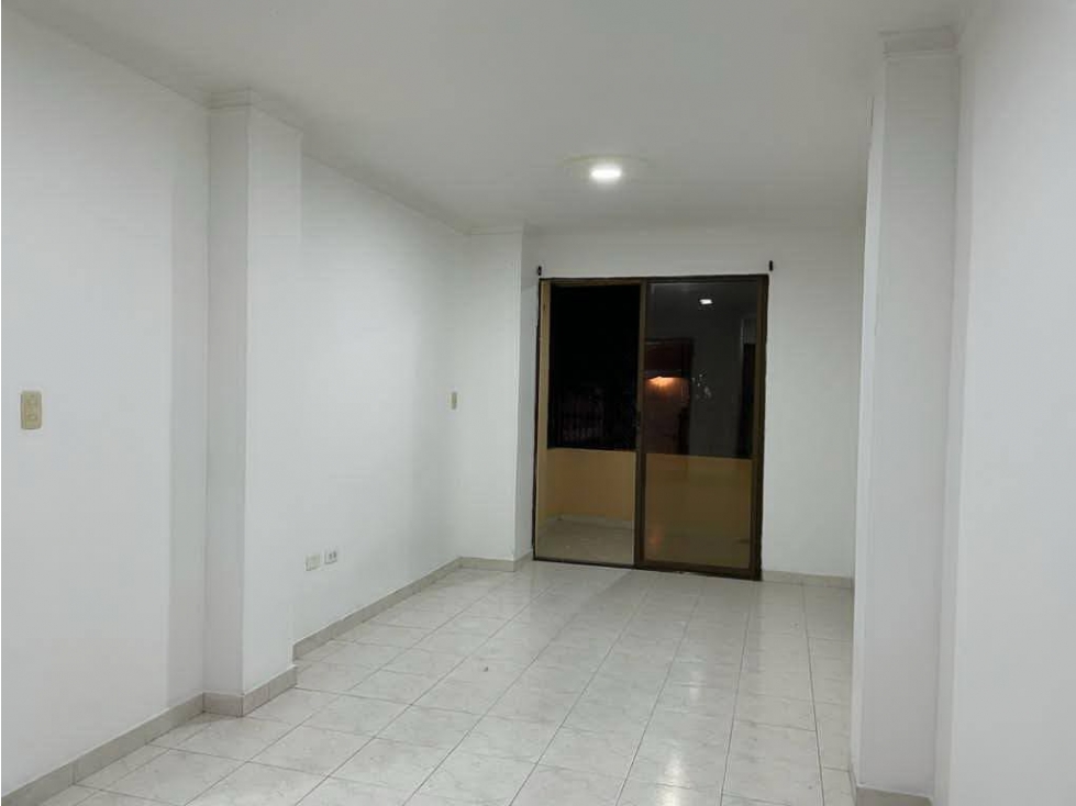 SE VENDE APARTAMENTO EN LA CONCEPCION — foto 3