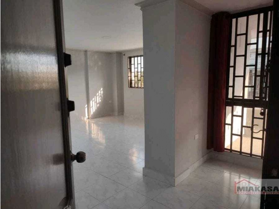 Se Vende Apartamento primer piso en La Cumbre — foto 5