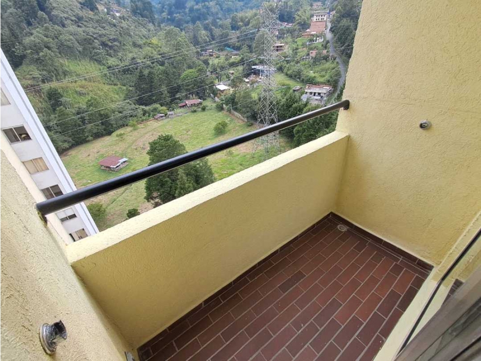 SE VENDE APARTAMENTO EN LA ESTRELLA. — foto 2