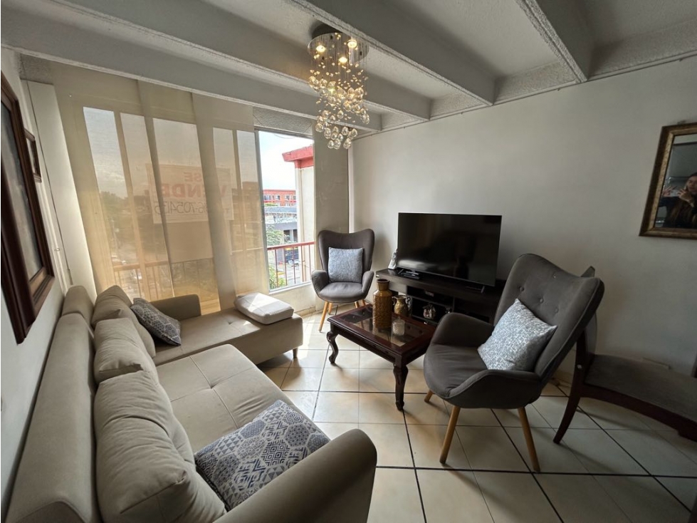 SE VENDE APARTAMENTO EN LA FLORA EXCELENTE UBICACIÓN — foto 2
