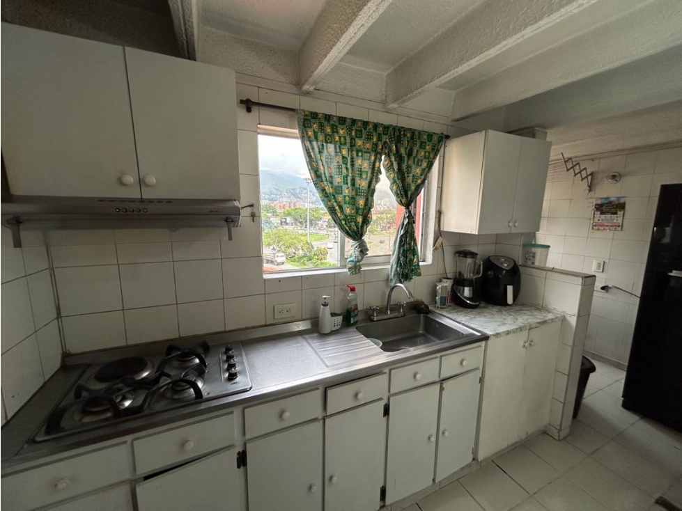 SE VENDE APARTAMENTO EN LA FLORA EXCELENTE UBICACIÓN — foto 4