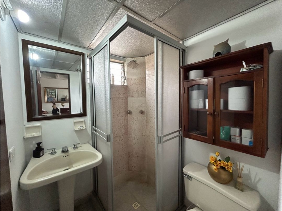 SE VENDE APARTAMENTO EN LA FLORA EXCELENTE UBICACIÓN — foto 5