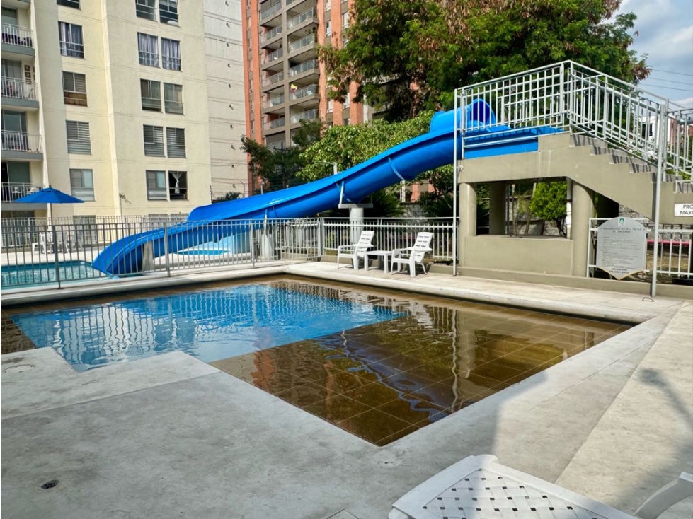 Se vende apartamento en la flora