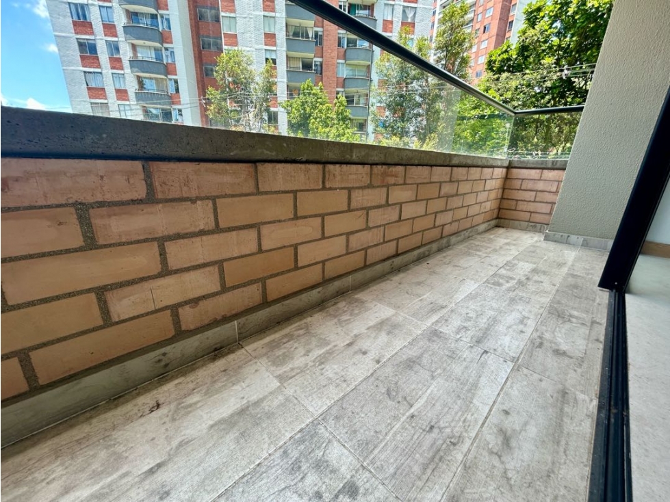 SE VENDE APARTAMENTO EN LA LOMA DEL INDIO CON DISEÑO INDUSTRIAL