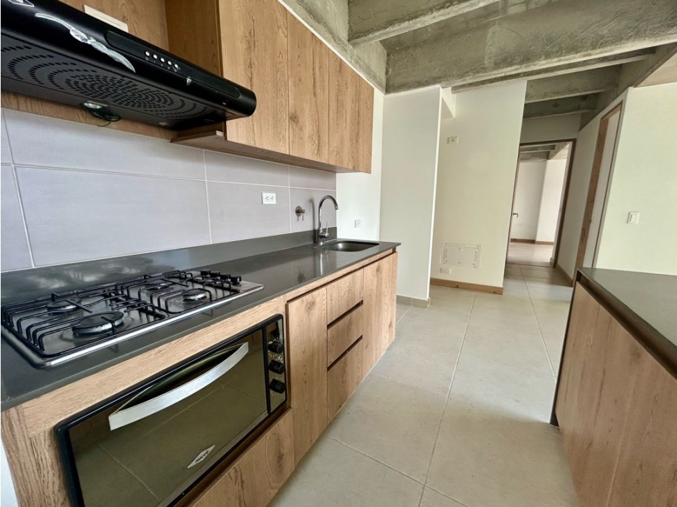 SE VENDE APARTAMENTO EN LA LOMA DEL INDIO CON DISEÑO INDUSTRIAL — foto 3