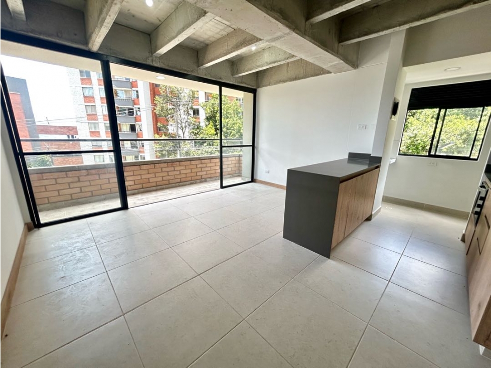 SE VENDE APARTAMENTO EN LA LOMA DEL INDIO CON DISEÑO INDUSTRIAL — foto 2