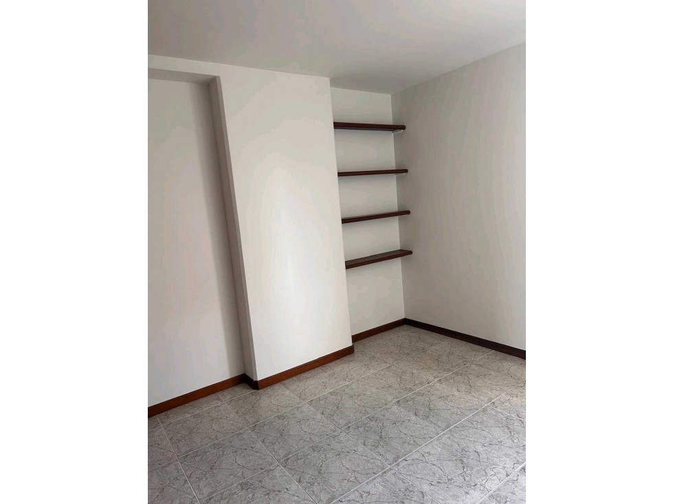 SE VENDE APARTAMENTO EN LA LOMA DE LOS BERNAL. — foto 6