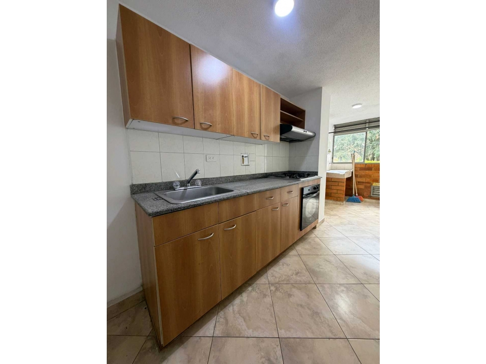SE VENDE APARTAMENTO EN LA LOMA DE LOS BERNAL. — foto 5