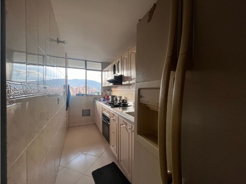 SE VENDE APARTAMENTO EN LA MOTA