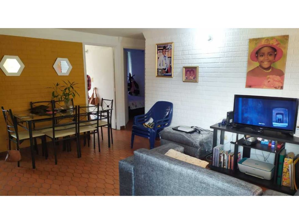 SE VENDE APARTAMENTO EN LAS GRANJAS ( Lj / Js ) — foto 2